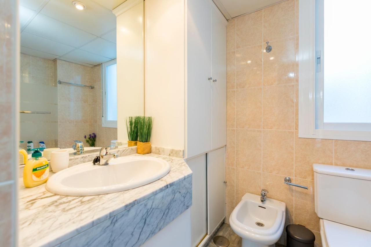 4 Bedroom Apartment In Puerto Banus 150 Meters From The Beach Марбелья Екстер'єр фото